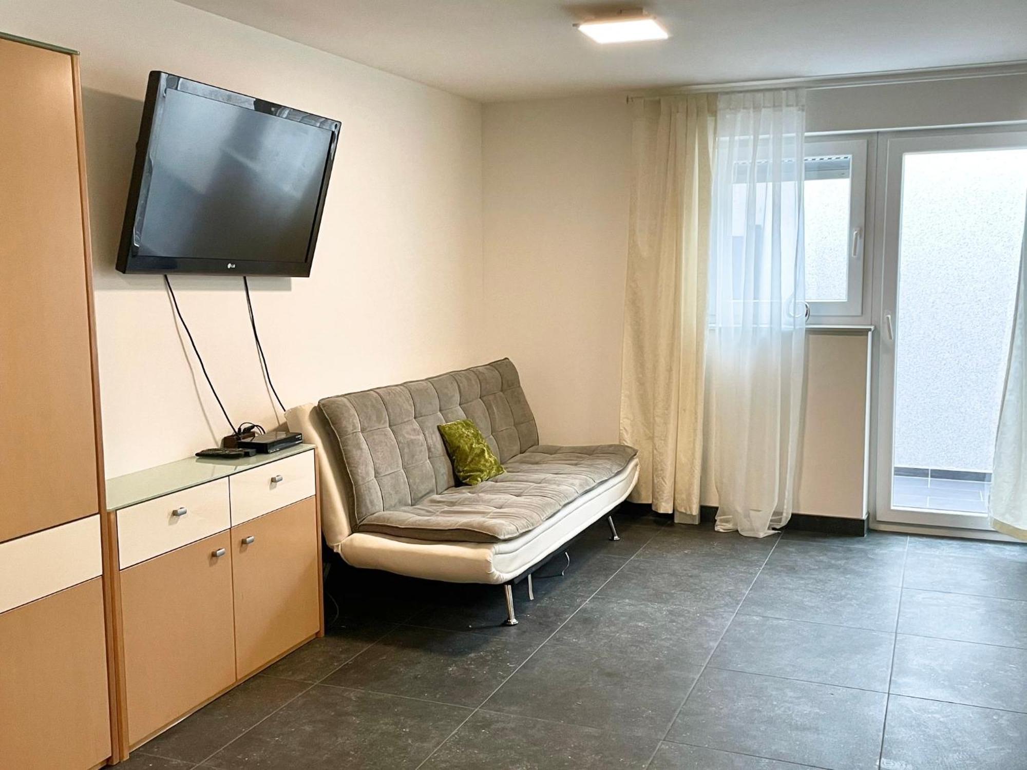Apartment Apartment
